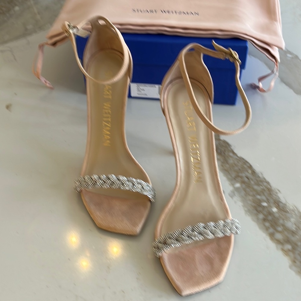 Stuart Weitzman Nudistcurve 100 Highshine Sandal